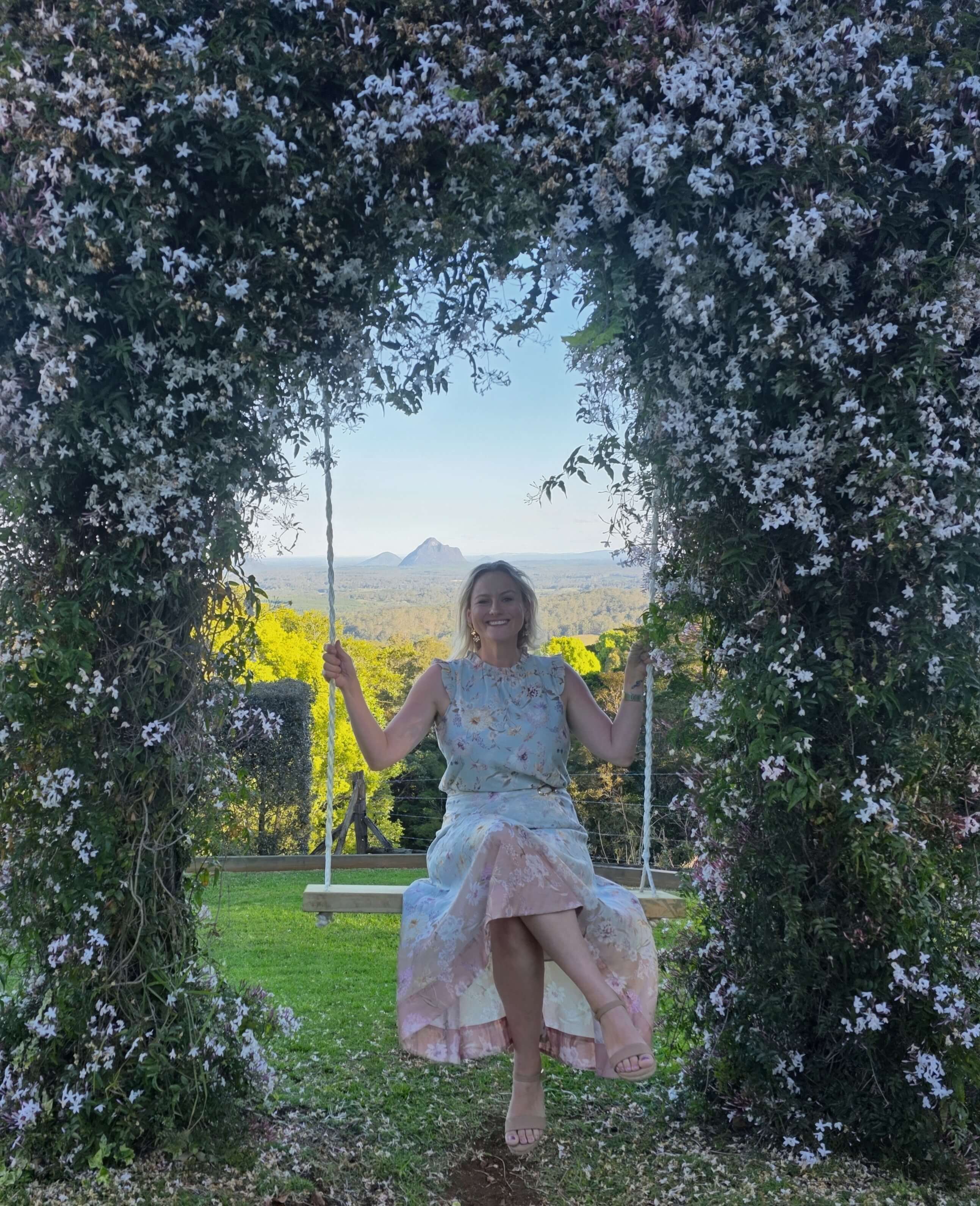 Sunshine Coast Celebrant Amanda Jensen at Tiffany's Maleny